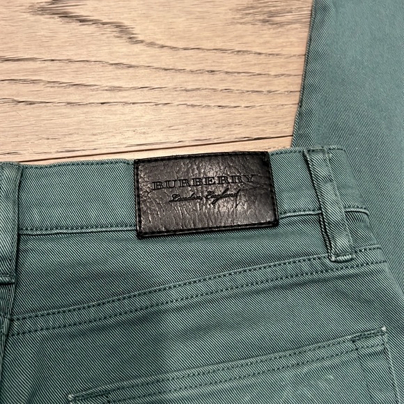 Burberry Mens green pants - Picture 3 of 3